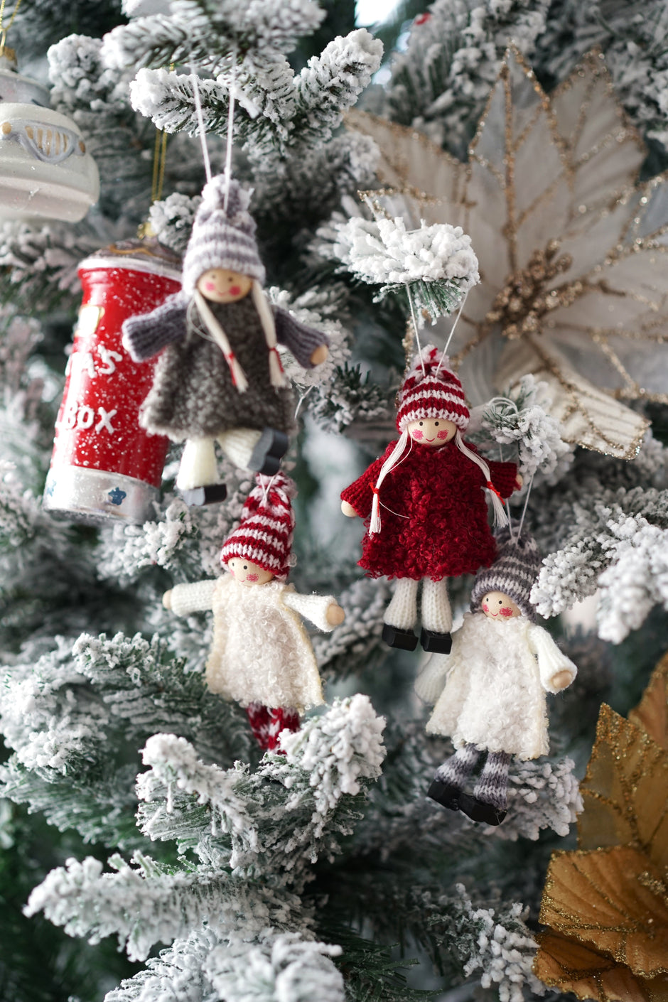 Tree Angle - Shop for Artificial Christmas Trees, Lanterns and Baubles ...